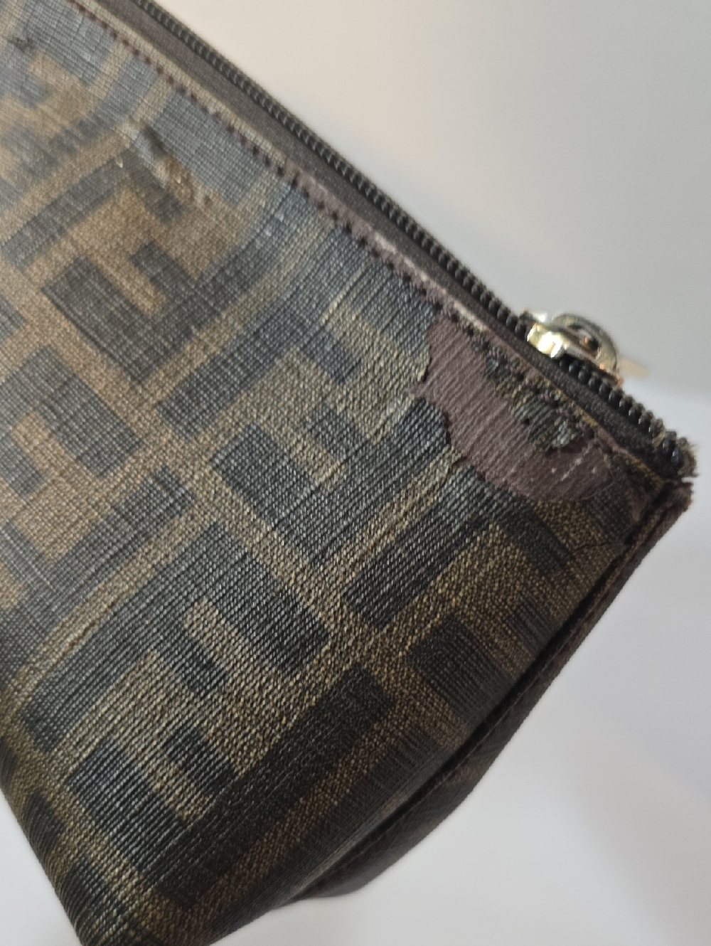 Fendi Brown Monogram Canvas Floral Zip Pouch - Picture 6 of 12